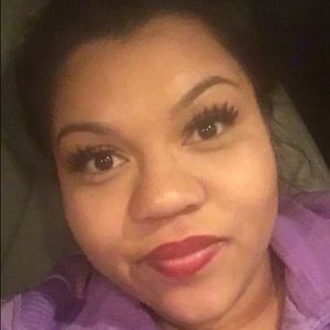 Meet your Posher, Brittany nicole